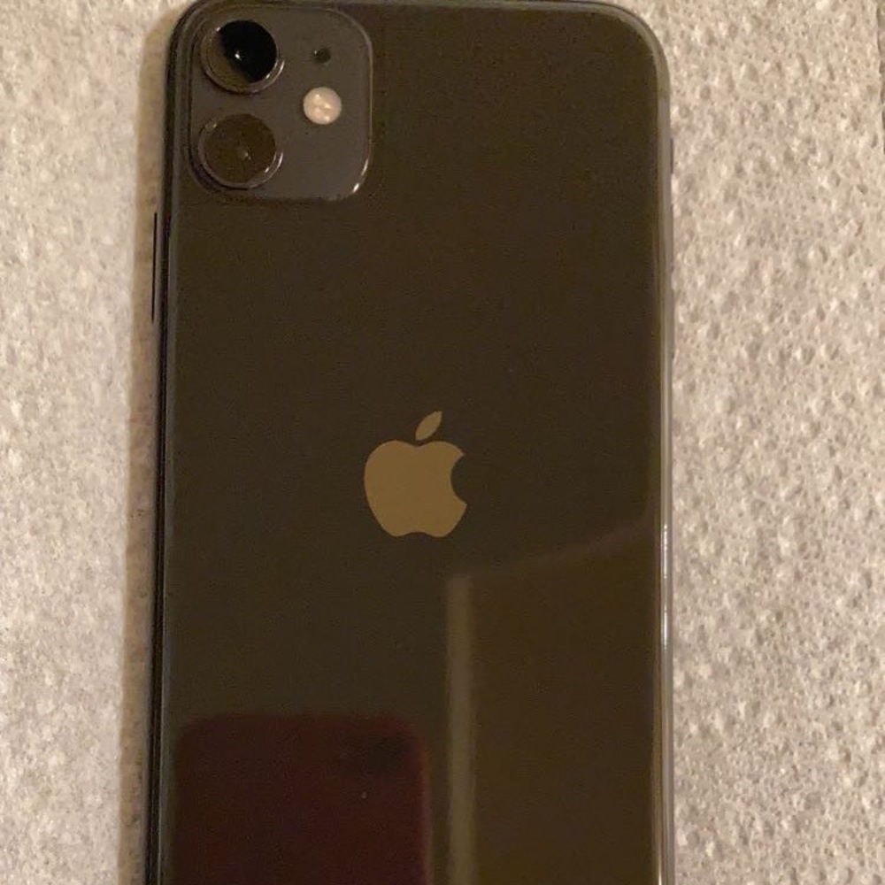 iPhone 11 - Picture 8 of 8
